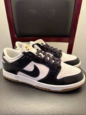 New Nike Dunk Black White Low-Top Sneakers with Gum Outsole